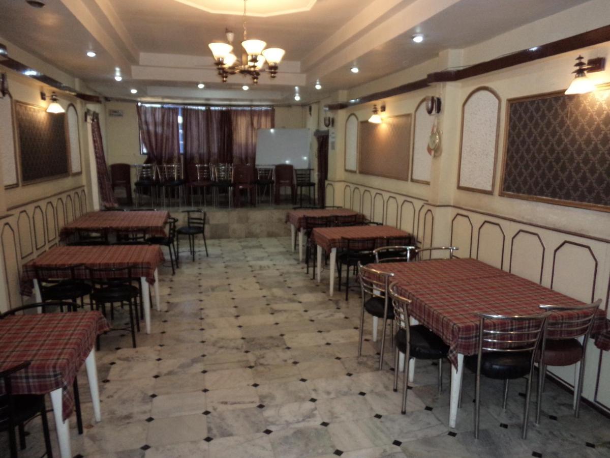 Hotel Monsoon Shillong Dış mekan fotoğraf